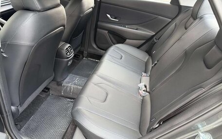Hyundai Elantra, 2025 год, 2 095 000 рублей, 13 фотография