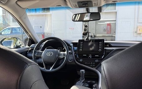 Toyota Camry, 2021 год, 3 350 000 рублей, 13 фотография