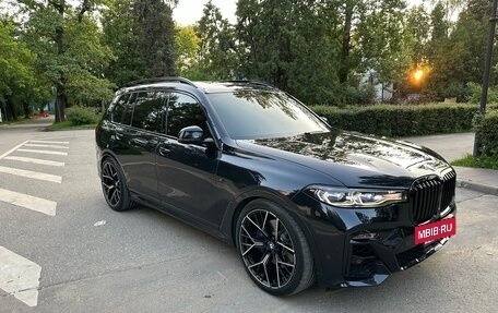 BMW X7, 2019 год, 10 500 000 рублей, 9 фотография