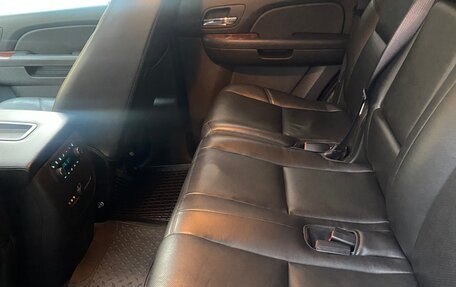 Chevrolet Tahoe III, 2013 год, 2 800 000 рублей, 4 фотография