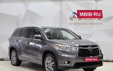 Toyota Highlander III, 2015 год, 2 750 000 рублей, 1 фотография