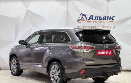 Toyota Highlander III, 2015 год, 2 750 000 рублей, 5 фотография