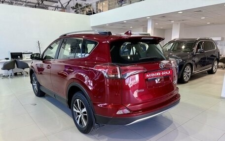 Toyota RAV4, 2017 год, 2 200 000 рублей, 6 фотография