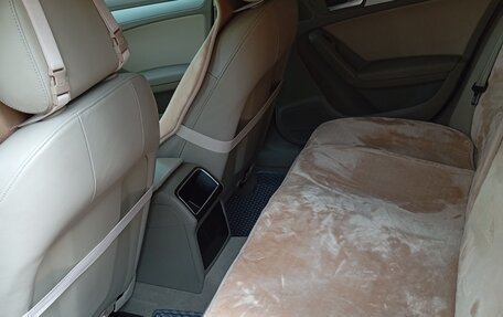 Audi A4, 2011 год, 1 100 000 рублей, 17 фотография