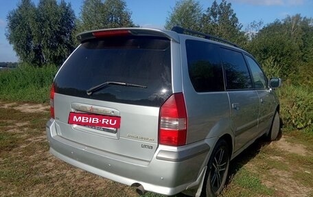 Mitsubishi Space Wagon III, 2003 год, 450 000 рублей, 2 фотография
