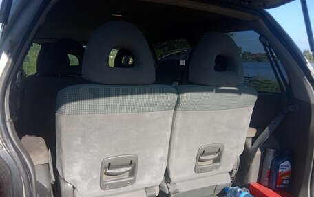 Mitsubishi Space Wagon III, 2003 год, 450 000 рублей, 13 фотография