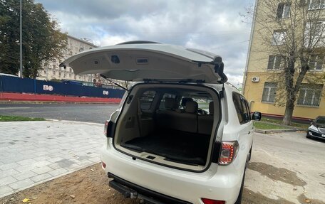 Nissan Patrol, 2011 год, 1 890 000 рублей, 10 фотография