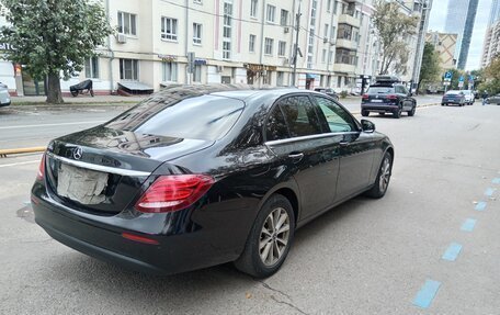 Mercedes-Benz E-Класс, 2019 год, 1 670 000 рублей, 7 фотография