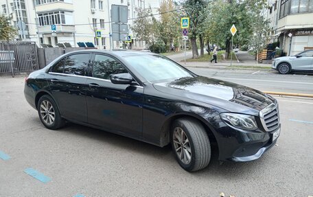 Mercedes-Benz E-Класс, 2019 год, 1 670 000 рублей, 9 фотография
