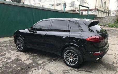 Porsche Cayenne III, 2017 год, 3 981 500 рублей, 8 фотография