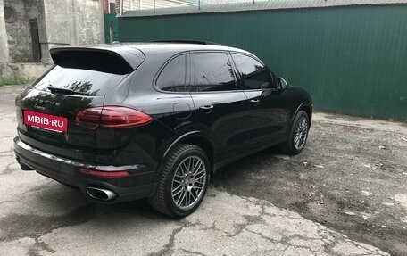 Porsche Cayenne III, 2017 год, 3 981 500 рублей, 2 фотография