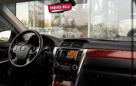 Toyota Camry, 2014 год, 1 550 000 рублей, 10 фотография