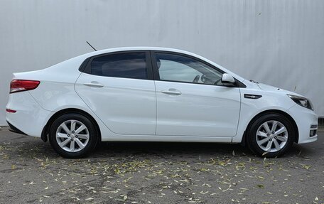 KIA Rio III рестайлинг, 2016 год, 1 370 000 рублей, 4 фотография