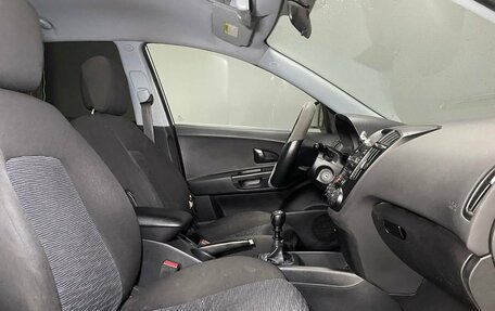 KIA cee'd I рестайлинг, 2008 год, 390 000 рублей, 12 фотография