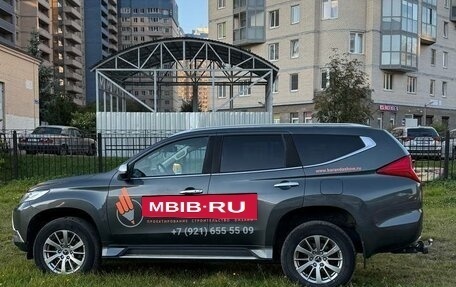 Mitsubishi Pajero Sport III рестайлинг, 2018 год, 1 950 000 рублей, 3 фотография
