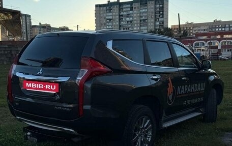Mitsubishi Pajero Sport III рестайлинг, 2018 год, 1 950 000 рублей, 5 фотография