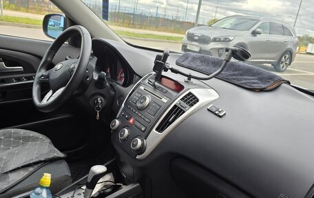 KIA cee'd I рестайлинг, 2011 год, 700 000 рублей, 14 фотография
