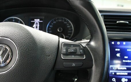 Volkswagen Jetta VI, 2014 год, 1 025 000 рублей, 13 фотография