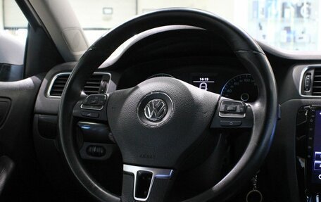 Volkswagen Jetta VI, 2014 год, 1 025 000 рублей, 11 фотография