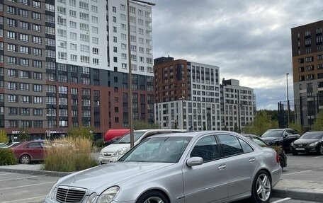 Mercedes-Benz E-Класс, 2002 год, 1 000 000 рублей, 1 фотография