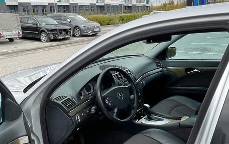 Mercedes-Benz E-Класс, 2002 год, 1 000 000 рублей, 4 фотография