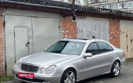 Mercedes-Benz E-Класс, 2002 год, 1 000 000 рублей, 8 фотография