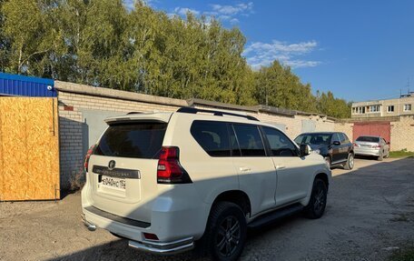 Toyota Land Cruiser Prado 150 рестайлинг 2, 2021 год, 6 550 000 рублей, 5 фотография