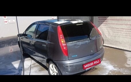 Fiat Punto III Punto Evo рестайлинг, 2001 год, 335 000 рублей, 9 фотография