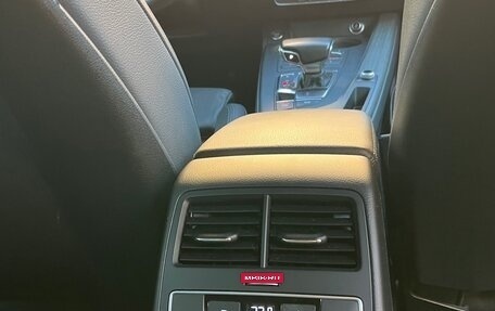 Audi A4, 2019 год, 2 550 000 рублей, 18 фотография