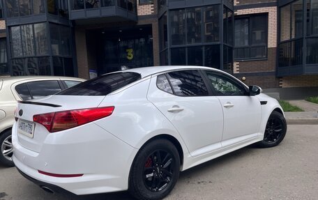 KIA K5 I рестайлинг, 2011 год, 1 050 000 рублей, 3 фотография