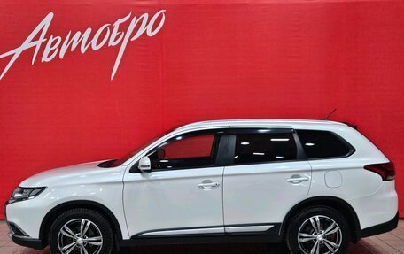 Mitsubishi Outlander III рестайлинг 3, 2016 год, 1 599 000 рублей, 2 фотография