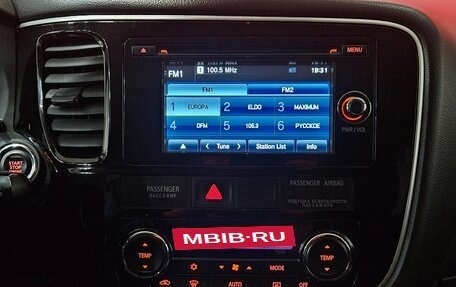 Mitsubishi Outlander III рестайлинг 3, 2016 год, 1 599 000 рублей, 11 фотография