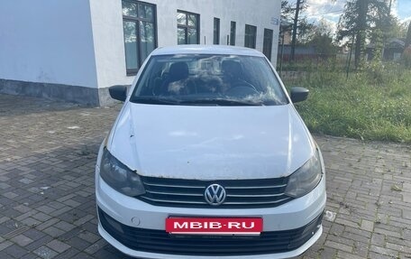 Volkswagen Polo VI (EU Market), 2018 год, 399 000 рублей, 2 фотография