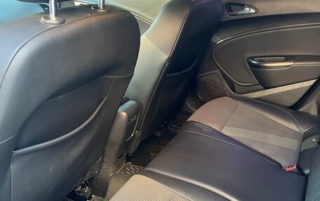Opel Astra J, 2012 год, 630 000 рублей, 9 фотография