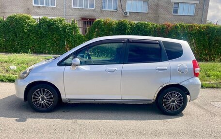 Honda Fit III, 2002 год, 270 000 рублей, 4 фотография
