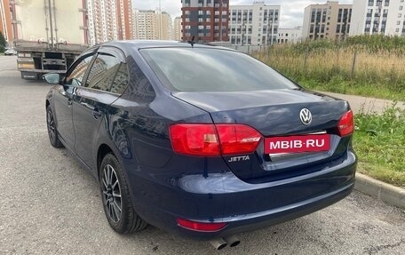Volkswagen Jetta VI, 2013 год, 1 000 000 рублей, 3 фотография