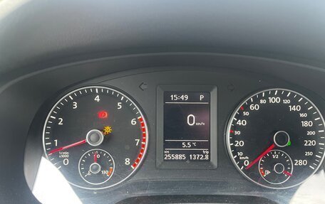 Volkswagen Jetta VI, 2013 год, 1 000 000 рублей, 12 фотография