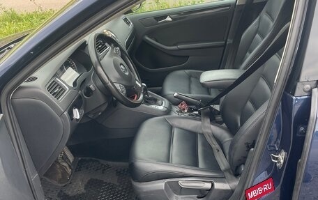 Volkswagen Jetta VI, 2013 год, 1 000 000 рублей, 8 фотография