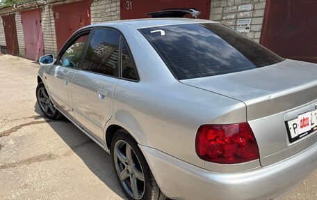 Audi A4, 1995 год, 325 000 рублей, 10 фотография