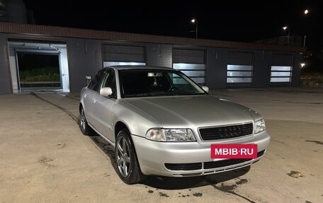 Audi A4, 1995 год, 325 000 рублей, 11 фотография