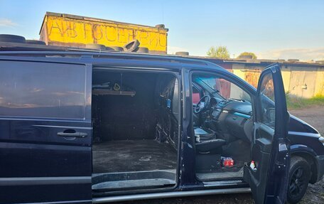 Mercedes-Benz Vito, 2011 год, 1 150 000 рублей, 7 фотография