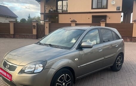KIA Rio II, 2011 год, 530 000 рублей, 3 фотография