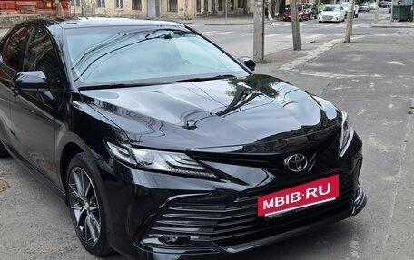 Toyota Camry, 2023 год, 3 620 000 рублей, 5 фотография