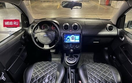 Ford Fiesta, 2004 год, 439 000 рублей, 10 фотография