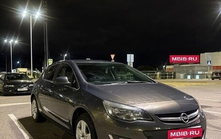 Opel Astra J, 2013 год, 859 999 рублей, 2 фотография