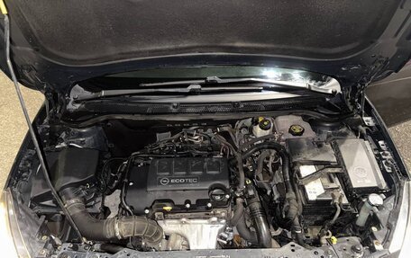 Opel Astra J, 2013 год, 859 999 рублей, 13 фотография