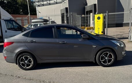 Hyundai Solaris II рестайлинг, 2015 год, 549 999 рублей, 5 фотография