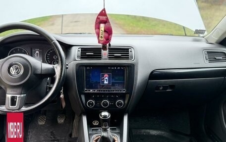 Volkswagen Jetta VI, 2013 год, 850 000 рублей, 8 фотография