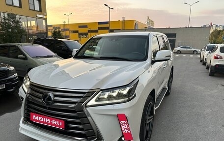Lexus LX III, 2017 год, 7 100 000 рублей, 11 фотография