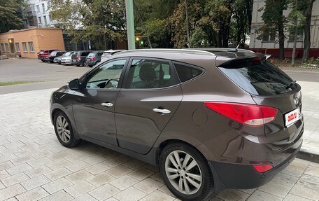 Hyundai ix35 I рестайлинг, 2012 год, 1 370 000 рублей, 3 фотография
